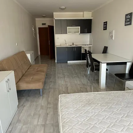 Mm Complex 프리모르스코